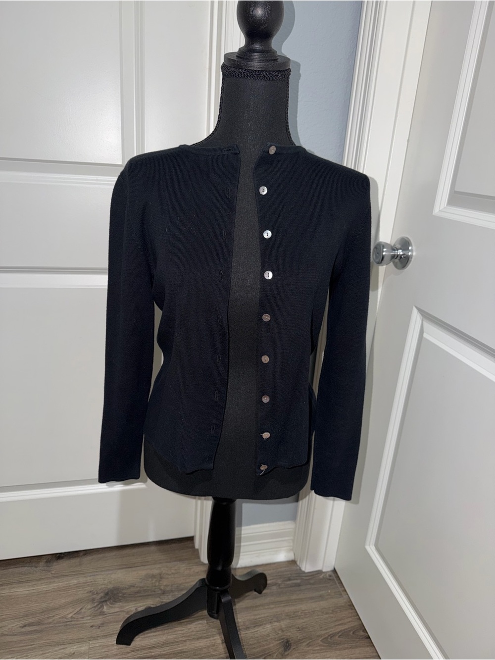 Jillian Jones Black Cotton cardigan sweater size   PS